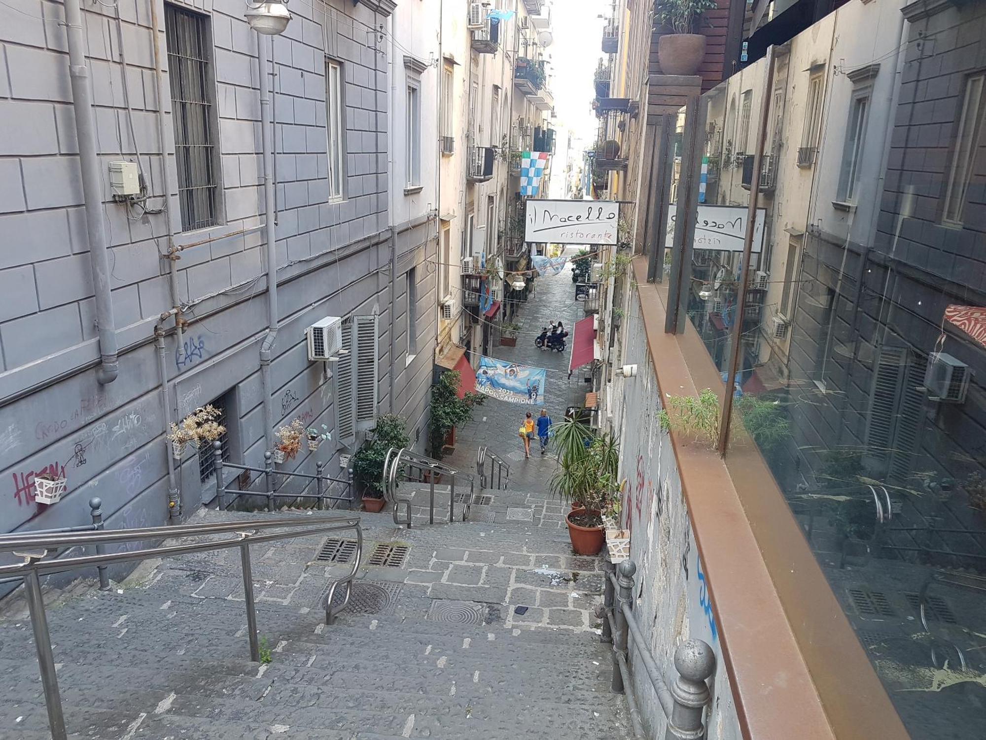 Marea * Naples